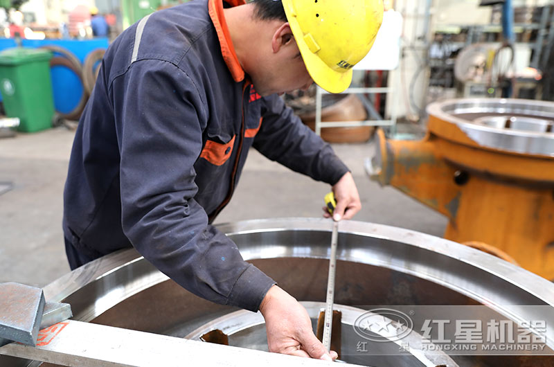 一絲不茍，精益求精