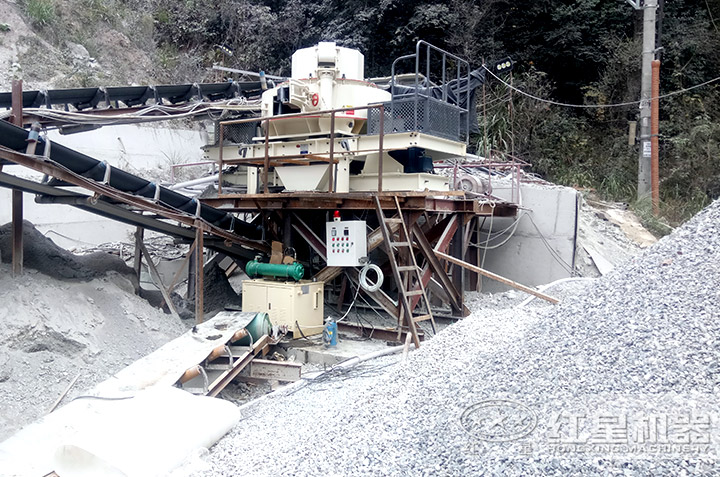 制砂設(shè)備現(xiàn)場(chǎng)實(shí)拍，可在線咨詢單臺(tái)設(shè)備或生產(chǎn)線報(bào)價(jià)