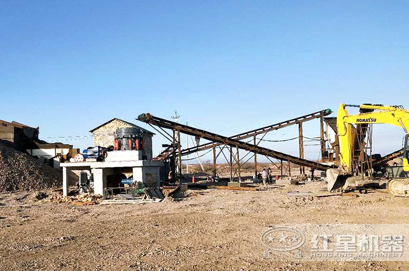 顎式破碎機、圓錐破碎機作業(yè)現(xiàn)場